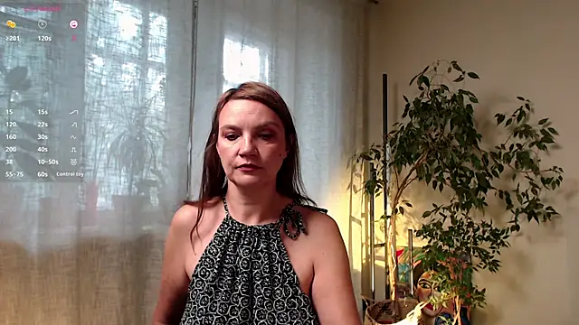 Snapshot of Charline_TheFoxTail chatting on 09-17-25, 07:21 Charline TheFoxTail online show from 09-17-25, 07:21