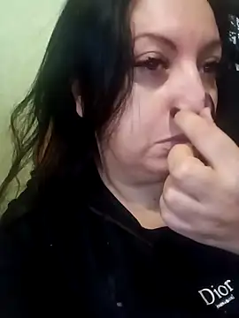 Veronica-Celie online show from 12-19-24, 12:45