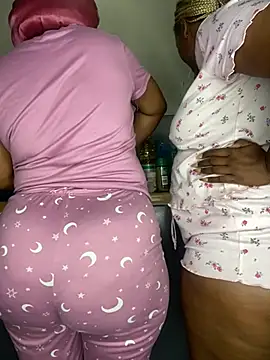 Pearl 00 online show from 02-13-26, 09:00