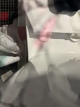 lescro95  online show from 02-24-26, 03:21