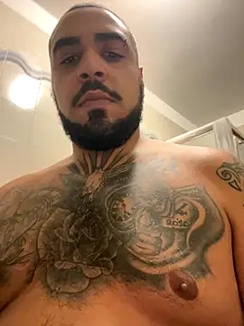 Dikkiduohottt online show from 11-07-25, 05:13