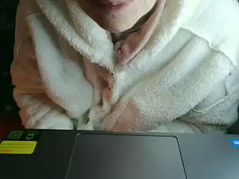 VeneRed online show from 02-16-26, 08:16