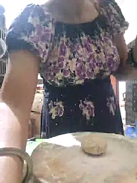 Melody Shyla online show from 11-02-25, 12:40