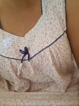 Melody Shyla online show from 11-04-25, 05:06