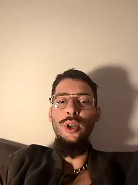 Snapshot of casualtimepassenger chatting on 01-25-25, 09:04 casualtimepassenger online show from 01-25-25, 09:04