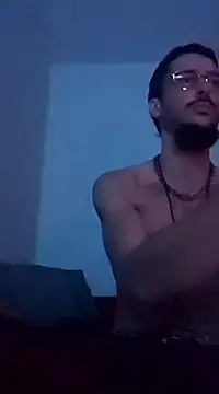 Snapshot of casualtimepassenger chatting on 01-26-25, 12:05 casualtimepassenger online show from 01-26-25, 12:05