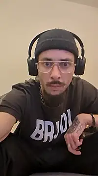 Snapshot of casualtimepassenger chatting on 02-24-25, 07:30 casualtimepassenger online show from 02-24-25, 07:30