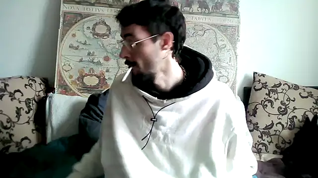 Snapshot of casualtimepassenger chatting on 02-26-25, 09:42 casualtimepassenger online show from 02-26-25, 09:42