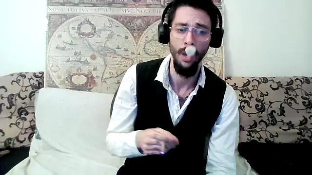 Snapshot of casualtimepassenger chatting on 03-04-25, 03:55 casualtimepassenger online show from 03-04-25, 03:55