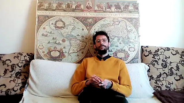 Snapshot of casualtimepassenger chatting on 03-08-25, 11:05 casualtimepassenger online show from 03-08-25, 11:05