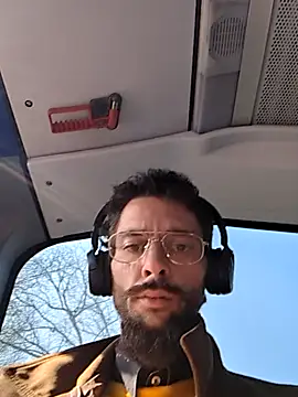 Snapshot of casualtimepassenger chatting on 03-09-25, 10:08 casualtimepassenger online show from 03-09-25, 10:08