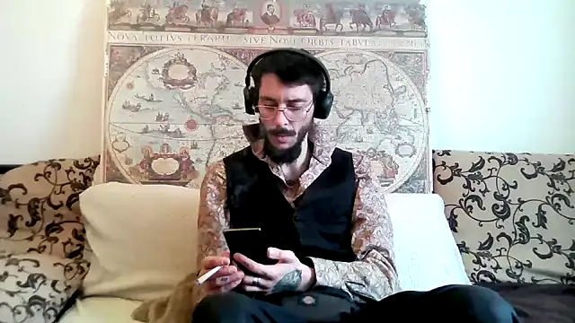 Snapshot of casualtimepassenger chatting on 03-15-25, 08:48 casualtimepassenger online show from 03-15-25, 08:48