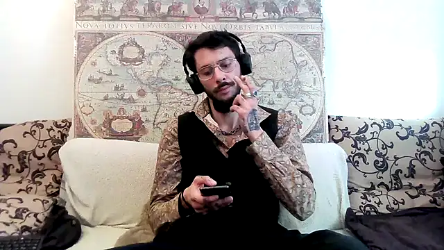 Snapshot of casualtimepassenger chatting on 03-16-25, 07:15 casualtimepassenger online show from 03-16-25, 07:15