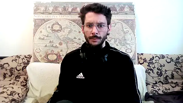 Snapshot of casualtimepassenger chatting on 03-16-25, 02:00 casualtimepassenger online show from 03-16-25, 02:00