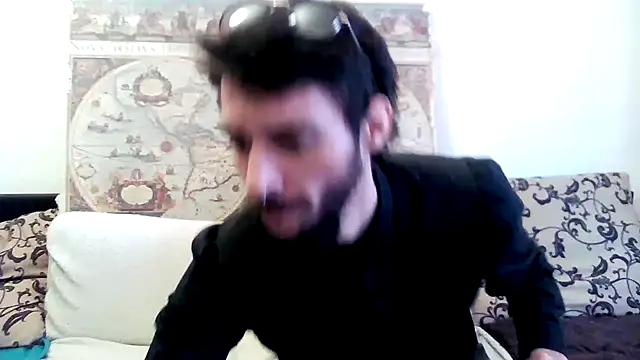 Snapshot of casualtimepassenger chatting on 03-19-25, 02:35 casualtimepassenger online show from 03-19-25, 02:35