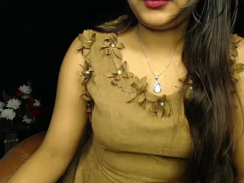 Snapshot of Wish_Queen chatting on 01-19-25, 07:04 Wish Queen online show from 01-19-25, 07:04