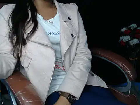 Snapshot of Wish_Queen chatting on 03-06-25, 02:40 Wish Queen online show from 03-06-25, 02:40