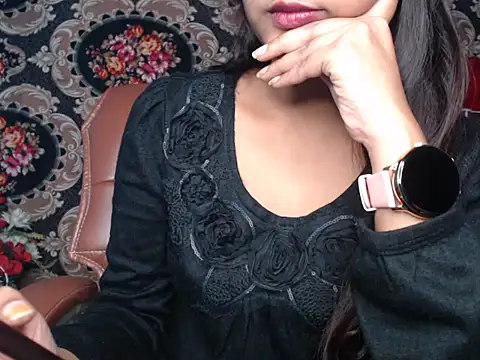 Wish Queen online show from 12-17-25, 02:12