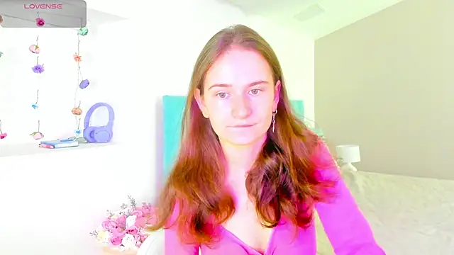 L1ittle kitty  online show from 09-25-25, 05:33