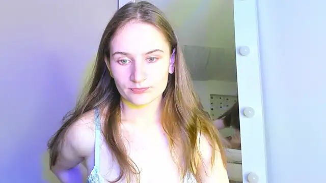 L1ittle kitty  online show from 10-10-25, 05:39