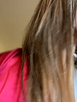 Snapshot of Alisha-Bond chatting on 10-31-25, 07:15 Alisha-Bond online show from 10-31-25, 07:15