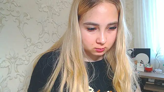 DolphinDreams online show from 04-18-26, 09:13