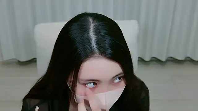 Snapshot of yuki_room chatting on 09-28-25, 01:16 yuki room online show from 09-28-25, 01:16