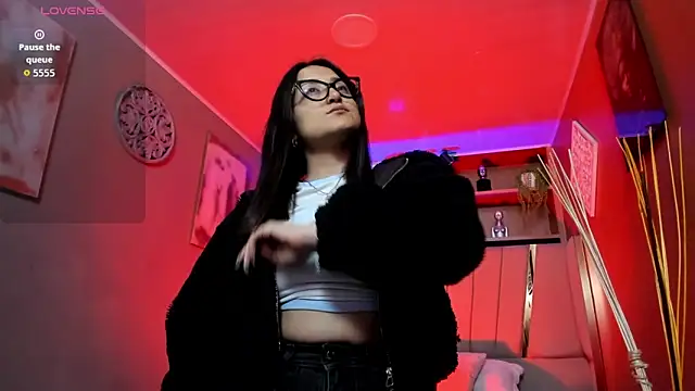 Lucy Williiams online show from 11-13-25, 11:31