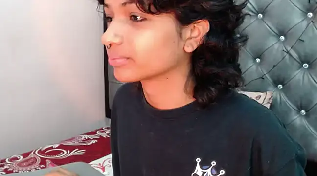 ToshiaKimich online show from 03-17-25, 01:29