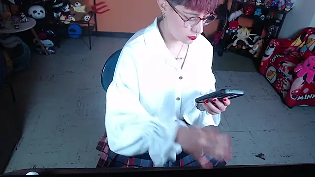 MissMiia2 online show from 07-13-26, 10:40