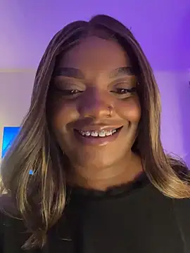 Snapshot of Im_Maria chatting on 01-06-25, 12:05 Im Maria online show from 01-06-25, 12:05