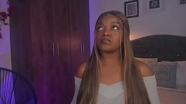 Snapshot of Im_Maria chatting on 03-11-25, 09:59 Im Maria online show from 03-11-25, 09:59