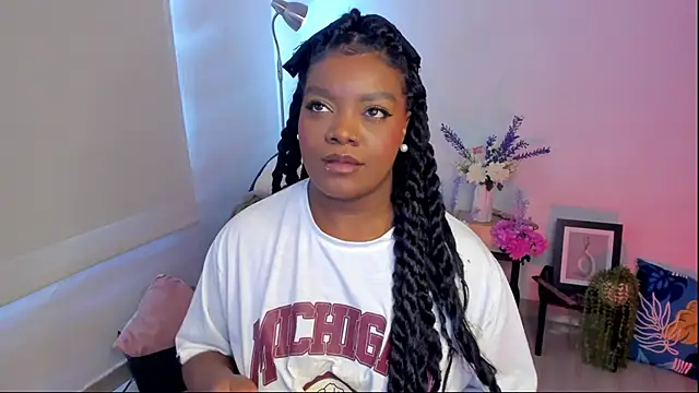 Snapshot of Im_Maria chatting on 10-06-25, 08:39 Im Maria online show from 10-06-25, 08:39