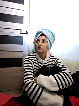 Iren online show from 12-14-25, 04:51