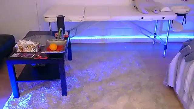 Snapshot of GymBoyVan chatting on 02-15-25, 10:44 GymBoyVan online show from 02-15-25, 10:44