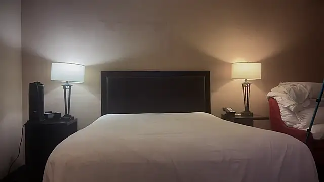 Snapshot of GymBoyVan chatting on 10-01-25, 04:40 GymBoyVan online show from 10-01-25, 04:40