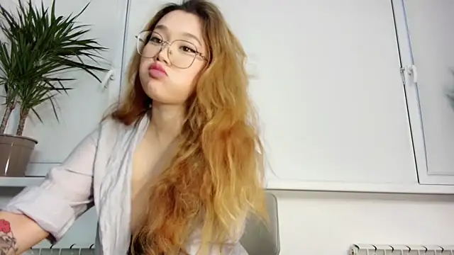 Jennatyan online show from 11-24-25, 10:15