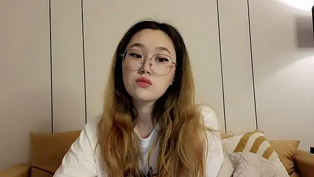 Jennatyan online show from 04-23-26, 04:57