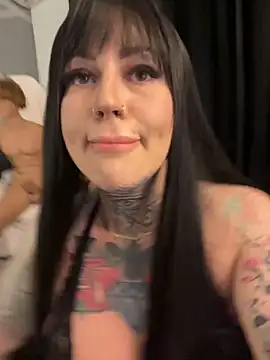 krysstal003 online show from 03-05-26, 08:16