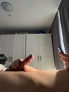 Snapshot of youssef00711 chatting on 12-04-24, 12:58 youssef00711 online show from 12-04-24, 12:58