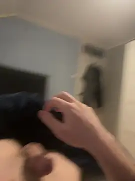 Snapshot of youssef00711 chatting on 03-06-25, 01:37 youssef00711 online show from 03-06-25, 01:37