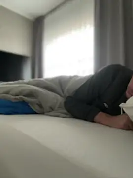 youssef00711 online show from 12-21-25, 10:00