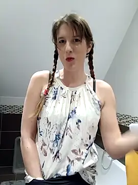 Hexe12346 online show from 02-20-25, 06:02