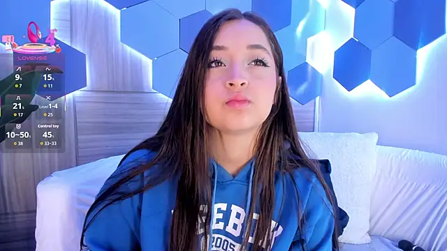 Snapshot of MiaKay1 chatting on 09-21-25, 03:30 MiaKay1 online show from 09-21-25, 03:30