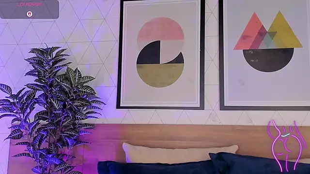 MiaKay1 online show from 02-15-26, 07:51