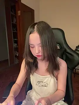 lalallalalaa- online show from 02-15-25, 08:22