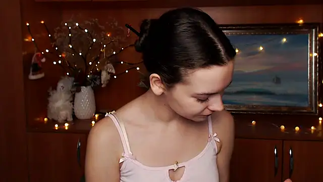 Snapshot of _SusieSu_ chatting on 12-26-24, 09:33 SusieSu online show from 12-26-24, 09:33