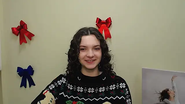 Snapshot of _SusieSu_ chatting on 01-08-25, 07:13 SusieSu online show from 01-08-25, 07:13