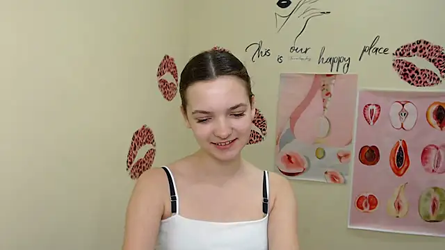 Snapshot of _SusieSu_ chatting on 01-11-25, 10:19 SusieSu online show from 01-11-25, 10:19