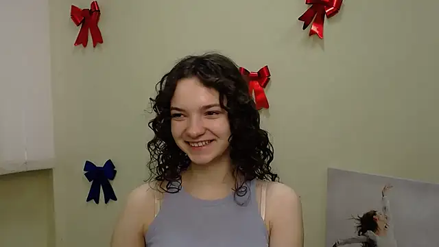 Snapshot of _SusieSu_ chatting on 02-08-25, 07:26 SusieSu online show from 02-08-25, 07:26